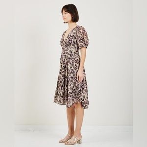 NEW Masscob Atares Silk Dress Short Sleeve in Floral Burgundy Print Size 4